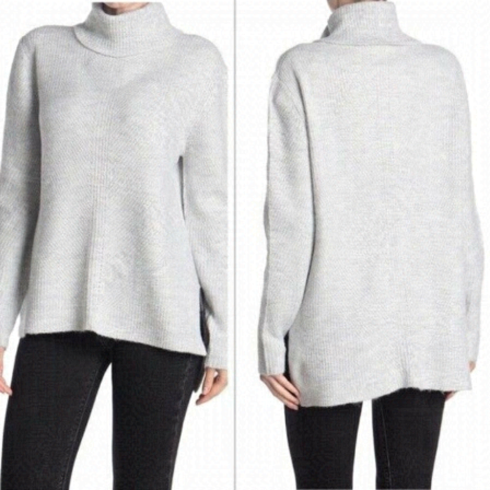 Sweet Romeo Gray Sweater Abstract Ribbed Turtleneck Tunic Sweater Size M